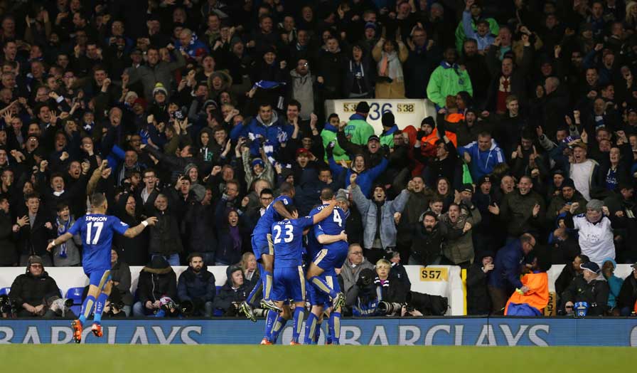 leicester celebrate against spurs