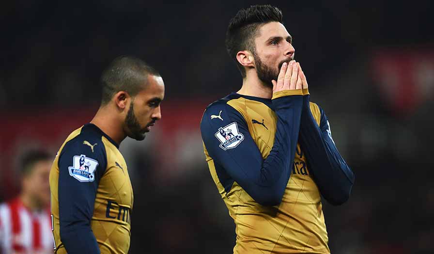 Arsenal VS Stoke Giroud