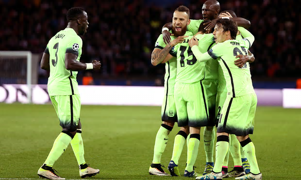 man city celebrate