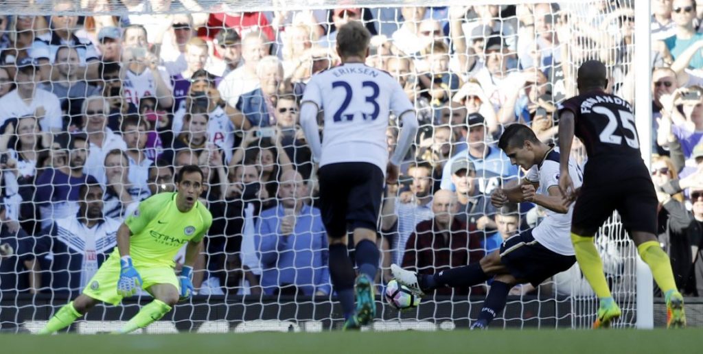 erik-lamela-misses-penalty