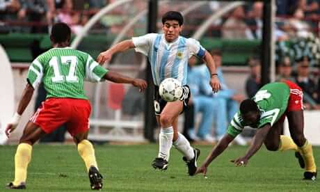 Argentinas-Diego-Maradona-009