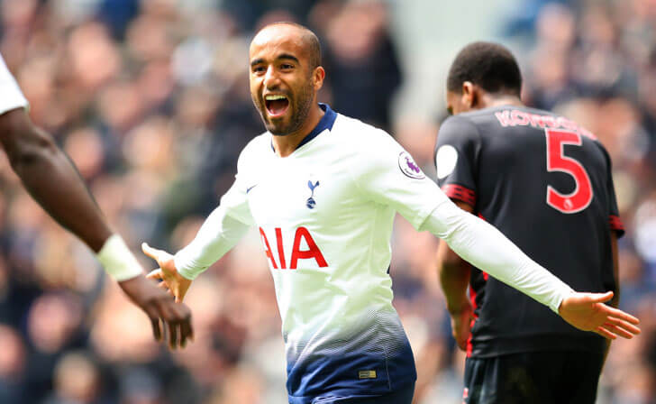 Lucas Moura in action for Tottenham